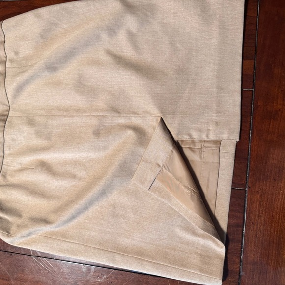 Rena Rowan Petite Stretch Blend Tan Skirt with Lycra Blend 10P - Picture 7 of 9